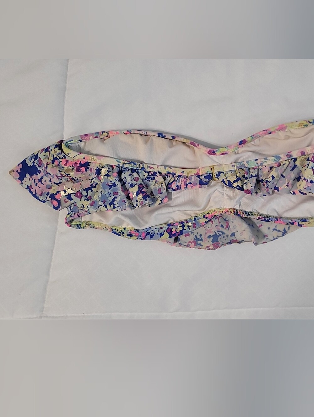 Victoria’s Secret Swim, The Flirt Bikini Top , Size Medium - Picture 2 of 6